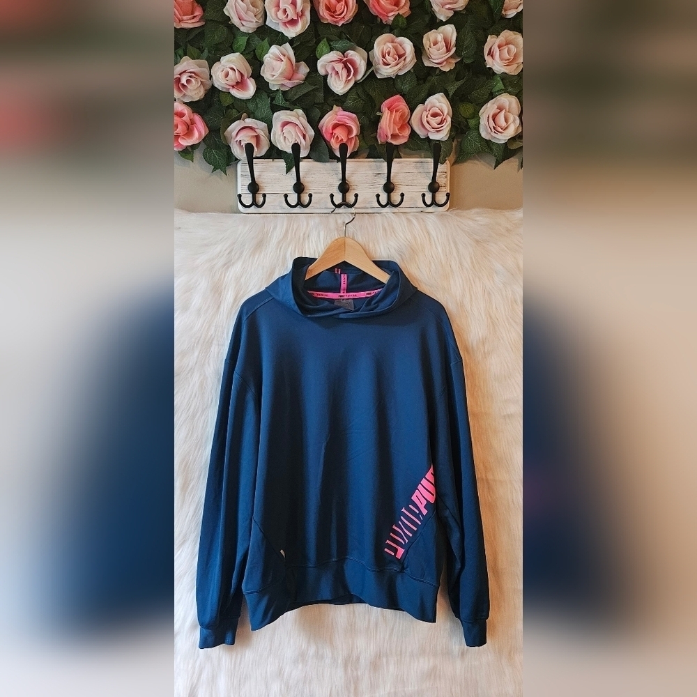 Puma Unisex Classic Logo Athletic Pullover